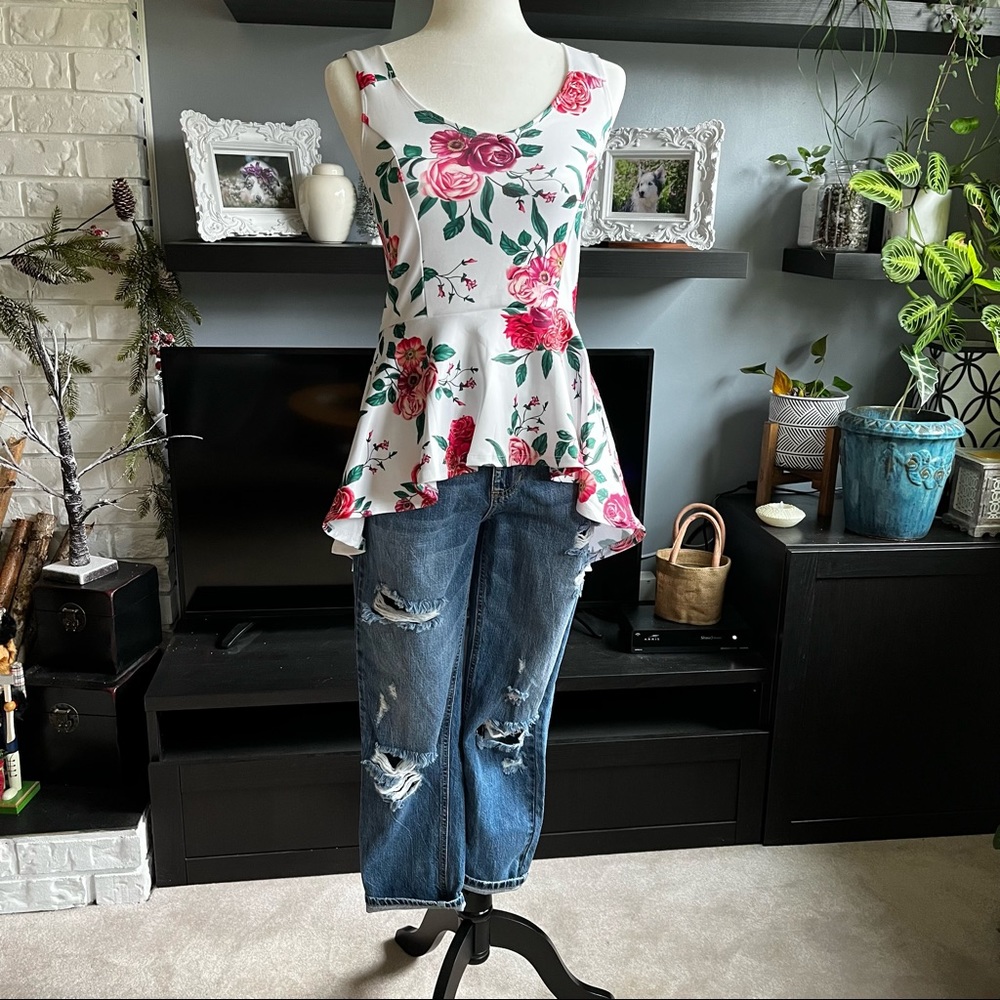 High-low hem Tanktop - Picture 3 of 15